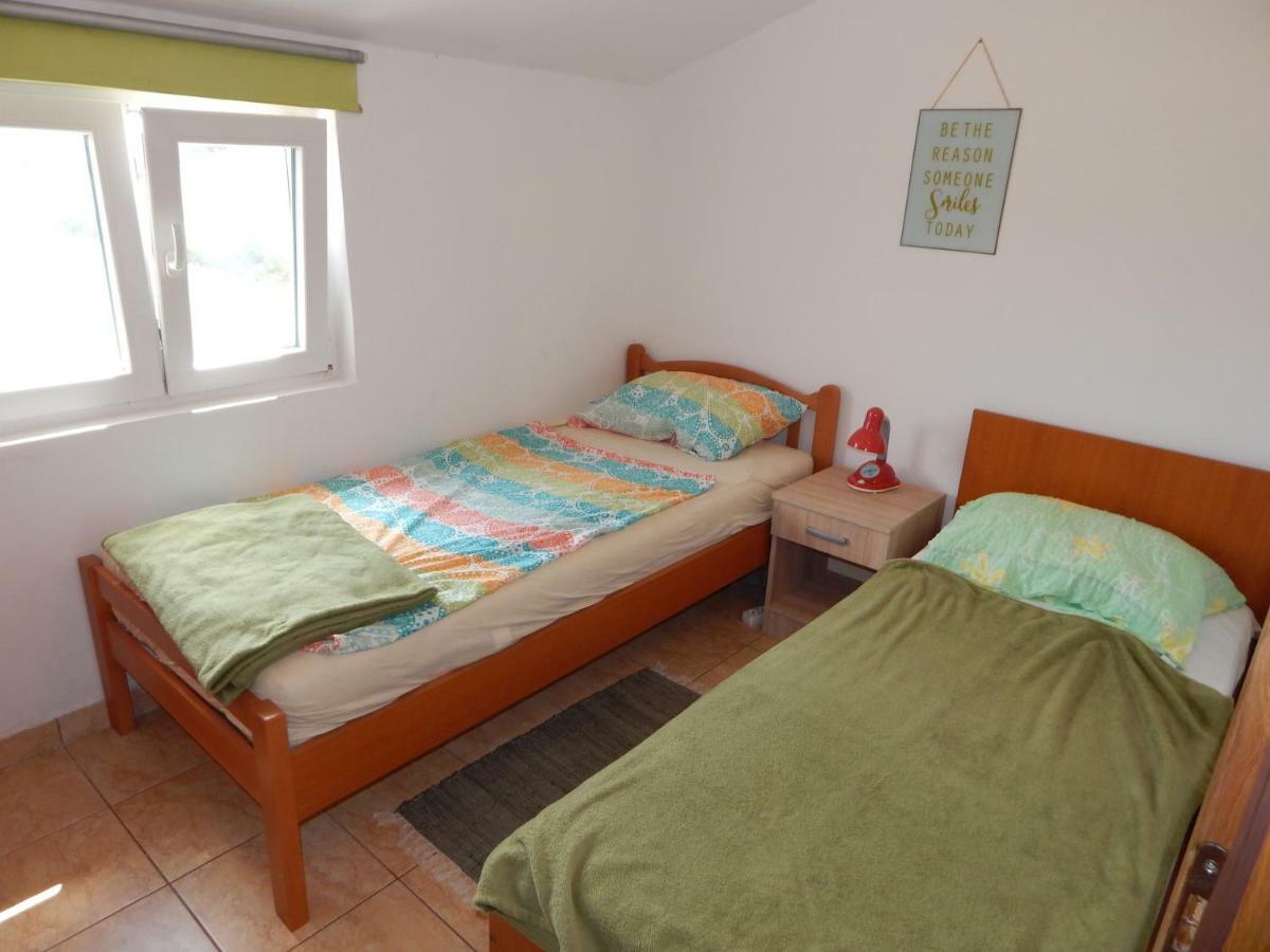 Apartmani 宁 外观 照片
